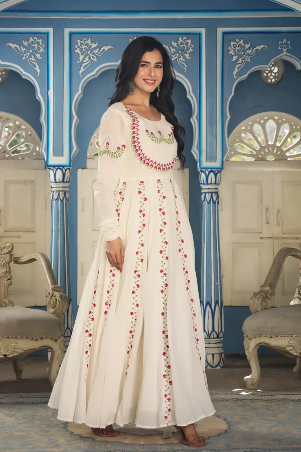 White_Masakali_Embroidered_Cotton_Anarkali_For_Women