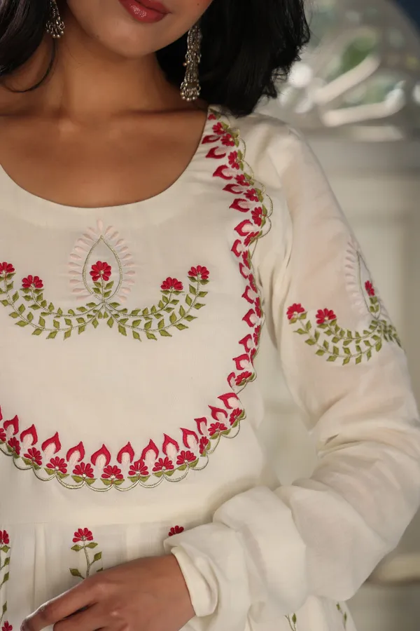 White_Masakali_Embroidered_Cotton_Anarkali_For_Women