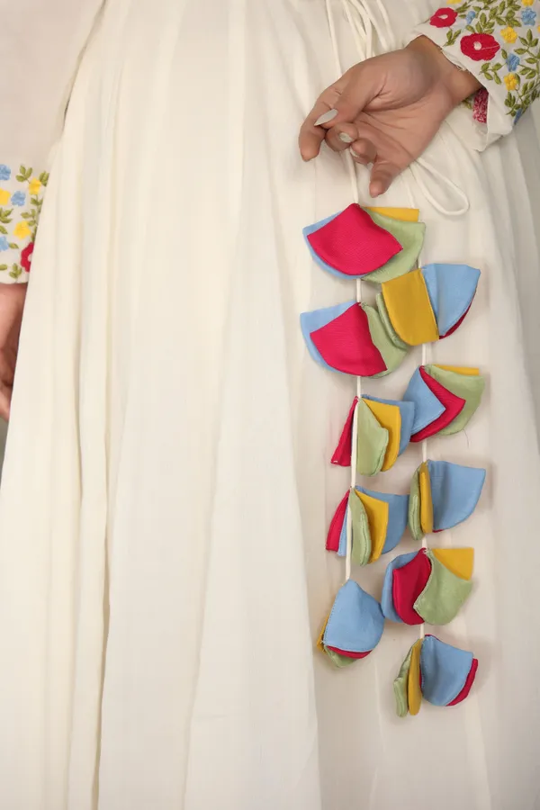 White_Cotton_Embroidery_Anarkali_For_Women