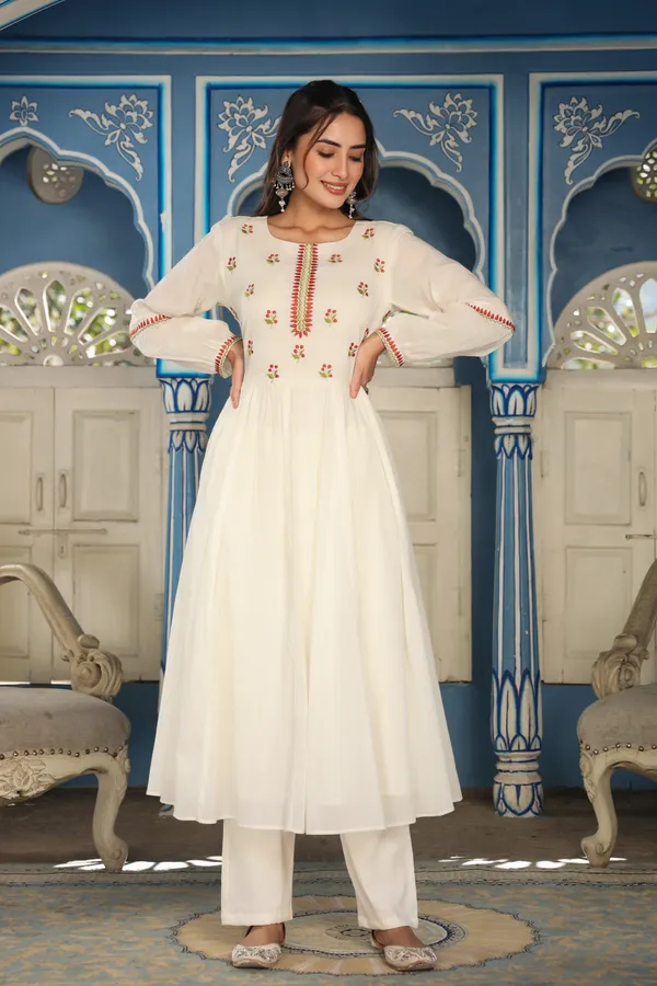 White_Masakali_Cotton_Kurta_With_Pant_For_Women