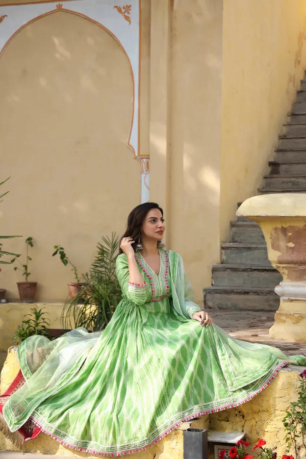Green_Kanizah_Cotton_Anarkali_Suit_Set_For_Women