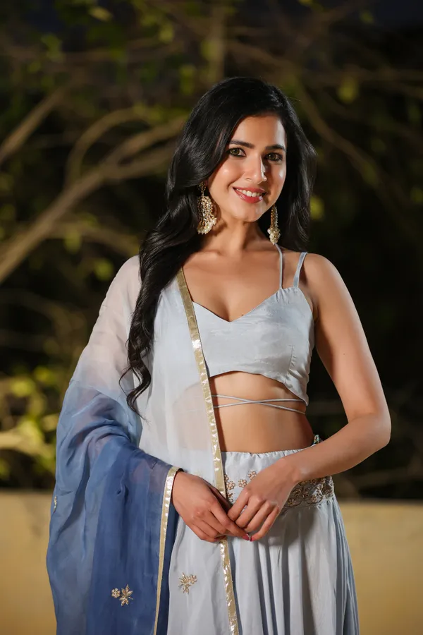 Neelma_Blue_Ombre_Muslin_Lehenga_Set_For_Women