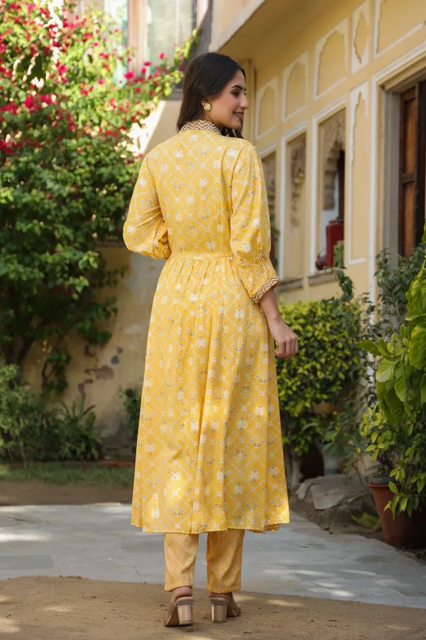 Yellow_Muthalaa_Flared_Rayon_Suit_Set_For_Women