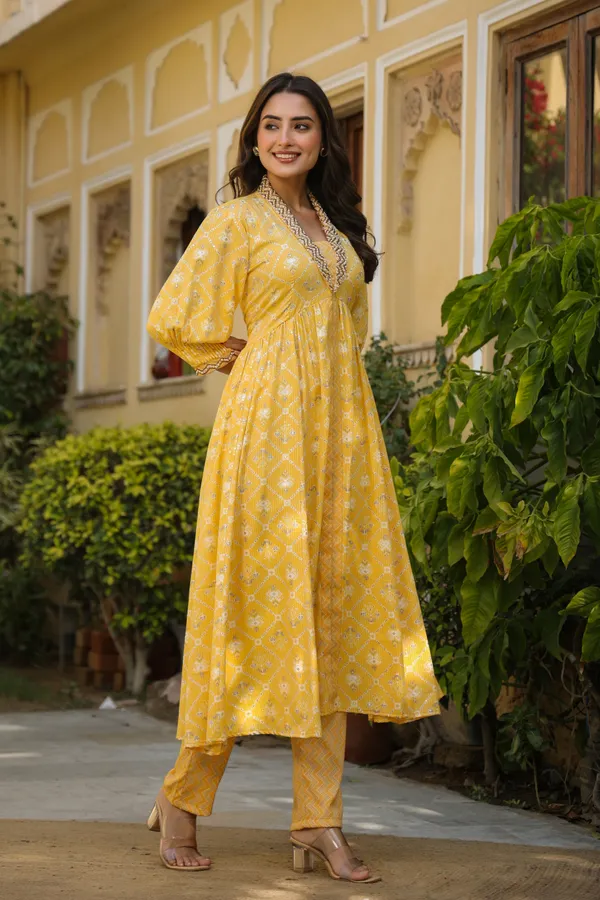 Yellow_Muthalaa_Flared_Rayon_Suit_Set_For_Women