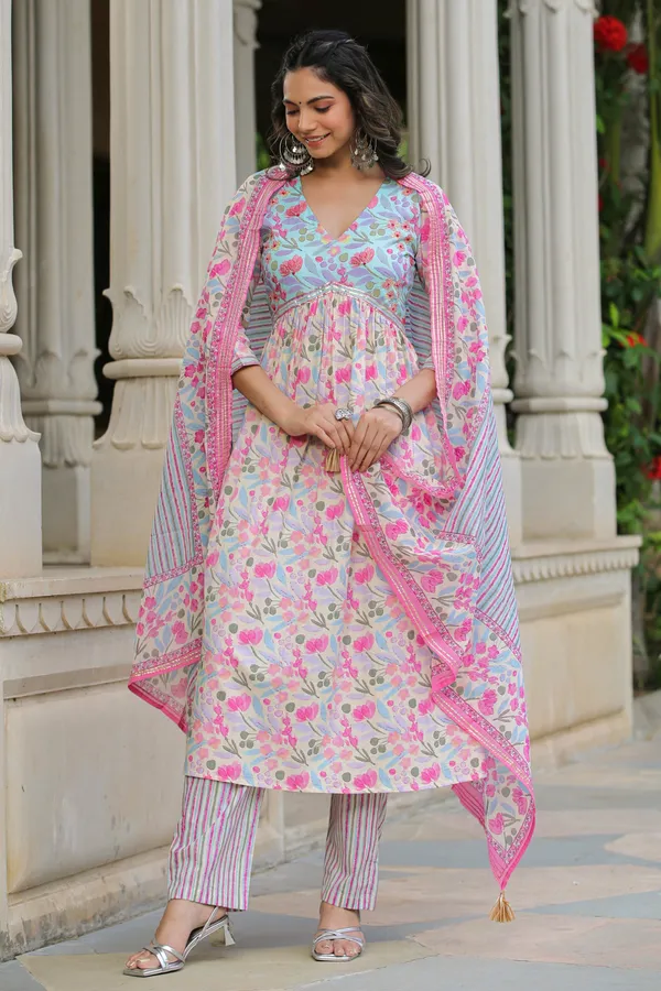 Pink_Printed_Cotton_Suit_Set_For_Women