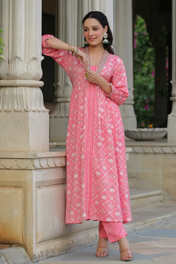Pink_Printed_Muslin_Kota_Hand_Embroidered_Suit_Set_For_Women