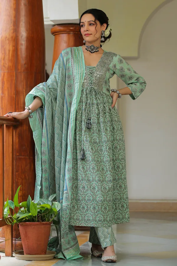 Green_Orchid_Printed_Cotton_Suit_Set_For_Women