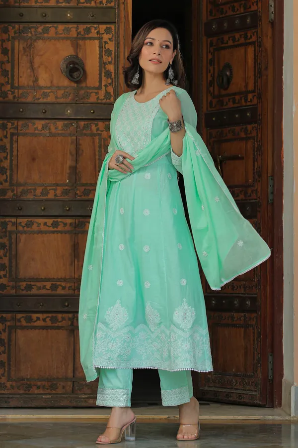 Green_Embroidered_Cotton_Suit_Set_For_Women