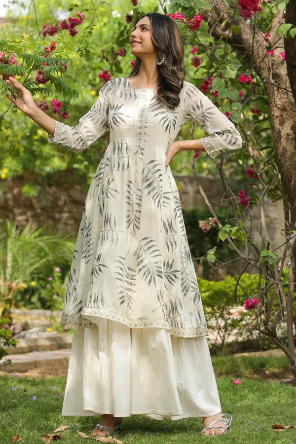 White_Magnolia_Printed_Kurta_Shrug_Set_For_Women