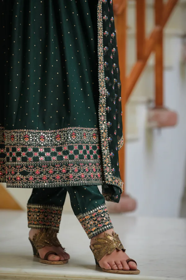 Bottle_Green_Lehriya_Embroidered_Suit_Set_For_Women