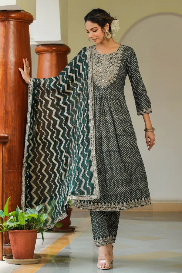 Green_Embroidered_Rayon_Suit_Set_For_Women