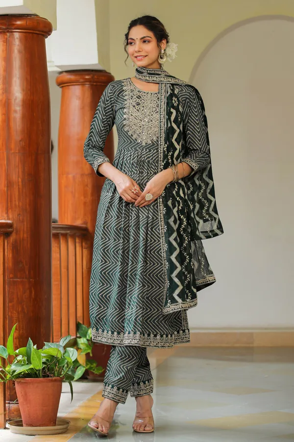 Green_Embroidered_Rayon_Suit_Set_For_Women