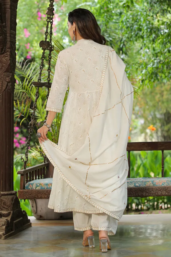 White_Embroidered_Cotton_Suit_Set_For_Women