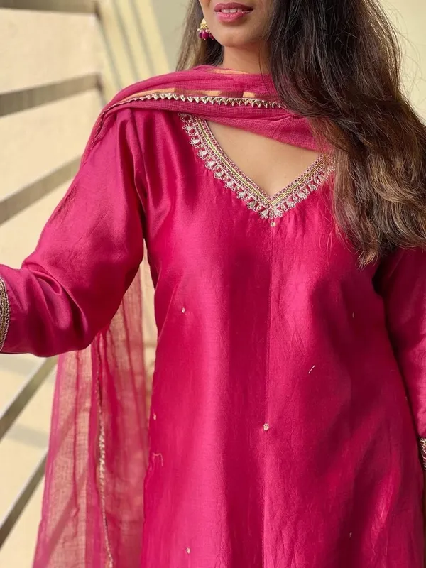Pink_Ethnic_Motifs_Embroidered_Viscose_Rayon_Straight_Kurta_With_Trousers_&_Dupatta_For_Women