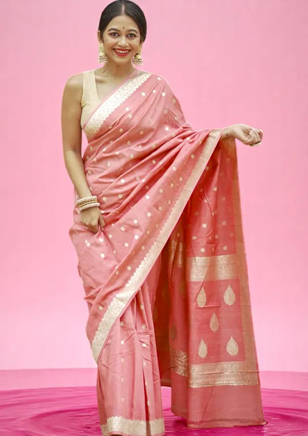 Pink_Beautiful_Handloom_Silk_Kubera_Pattu_saree_with_golden_zari_weaving_border_with_Blouse_Piece_for_Women_2025_Collection.