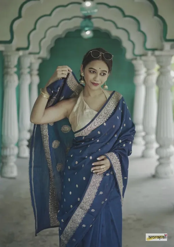 Blue_Beautiful_Handloom_Silk_Kubera_Pattu_saree_with_golden_zari_weaving_border_with_Blouse_Piece_for_Women_2025_Collection.