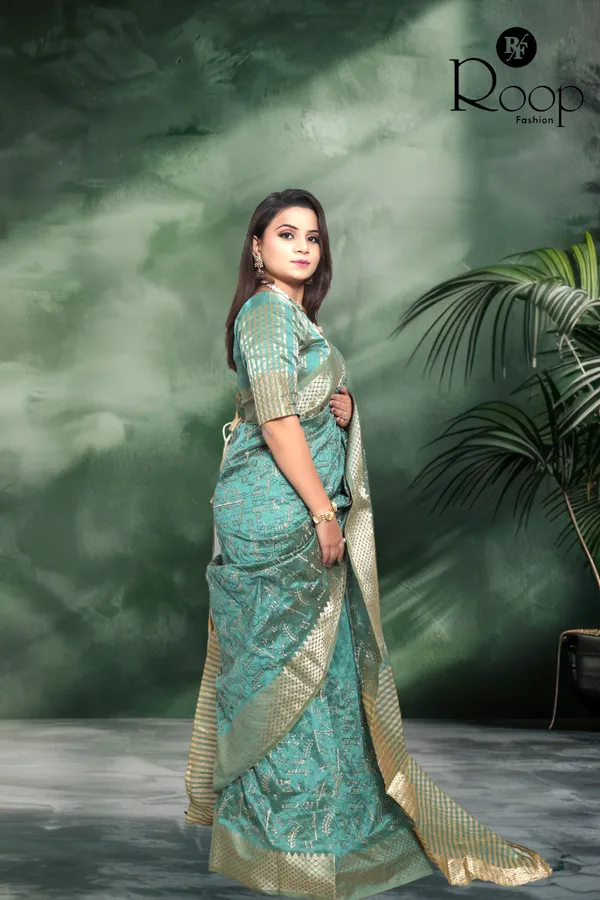 Apple_Green_Linen_Pure_Cotton_Handcrafted_Embroidery_Saree_For_Women