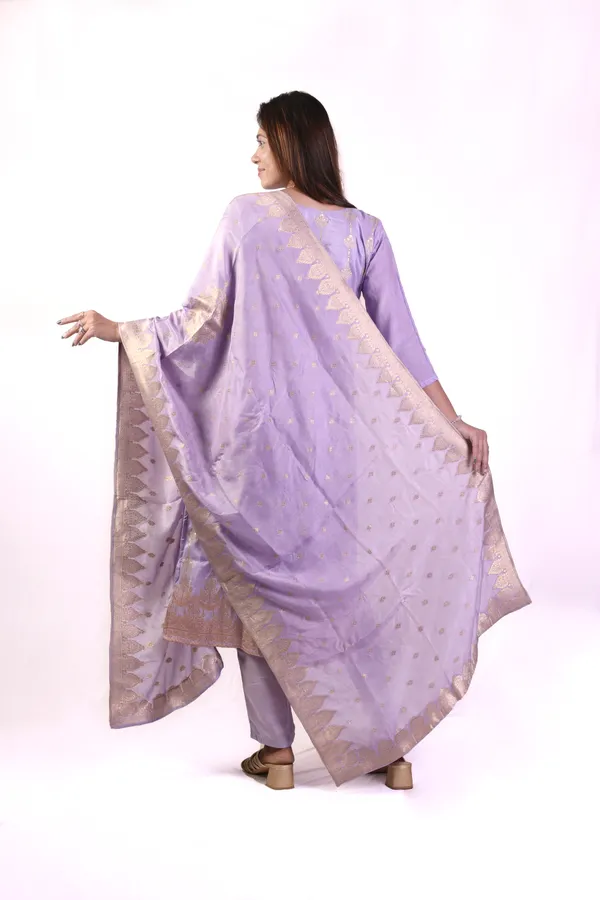 Purple_Zari_Embroidered_Gajji_Silk_Kurta_&_Pant_Set_With_Gajji_Silk_Heavy_Dupatta_For_Women