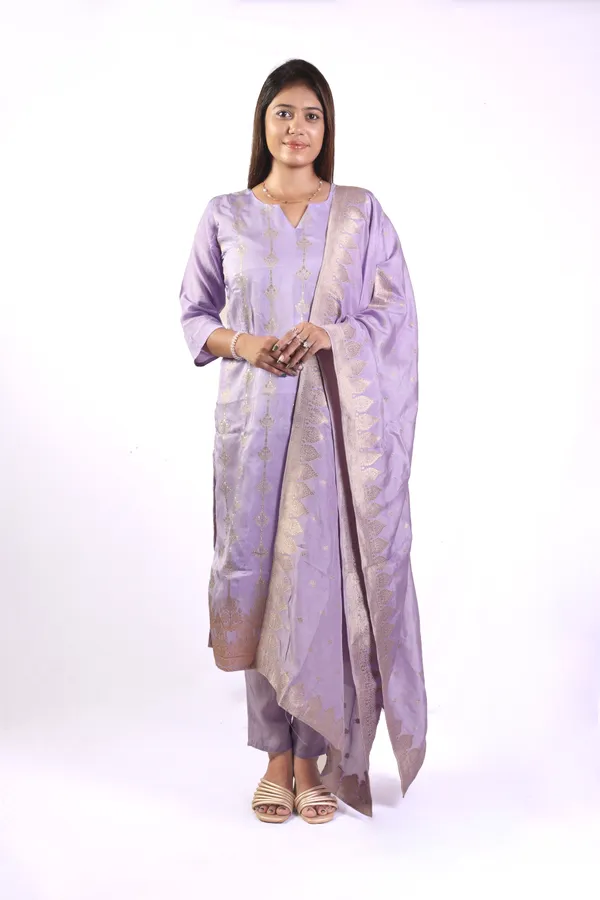 Purple_Zari_Embroidered_Gajji_Silk_Kurta_&_Pant_Set_With_Gajji_Silk_Heavy_Dupatta_For_Women