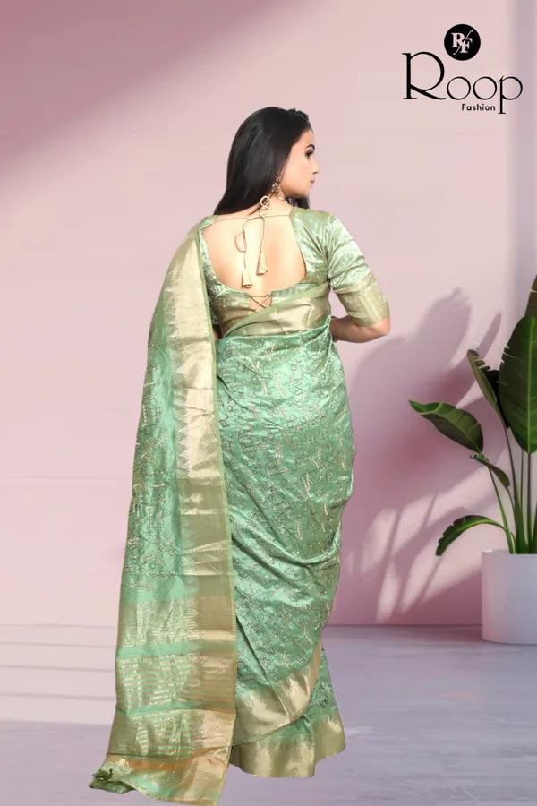 Emerald_Green_Traditional_Linen_Cotton_Katha_Work_Saree