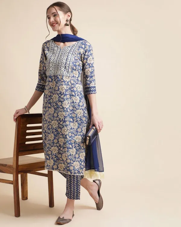 Glamorous_Cotton_Floral_Print_With_Embroidery_Kurta_Lining_Print_Pent_And_Dupatta_Set