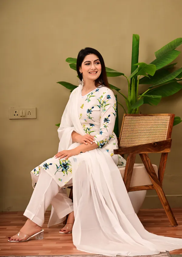 Blue_Rayon_Kurta_Set_with_Lace_V-Neck_&_Pajama