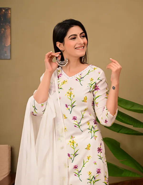 Purple_Rayon_Kurta_Set_with_Lace_V-Neck_&_Pajama