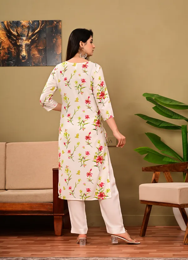 Red_Rayon_Kurta_Set_with_Lace_V-Neck_&_Pajama