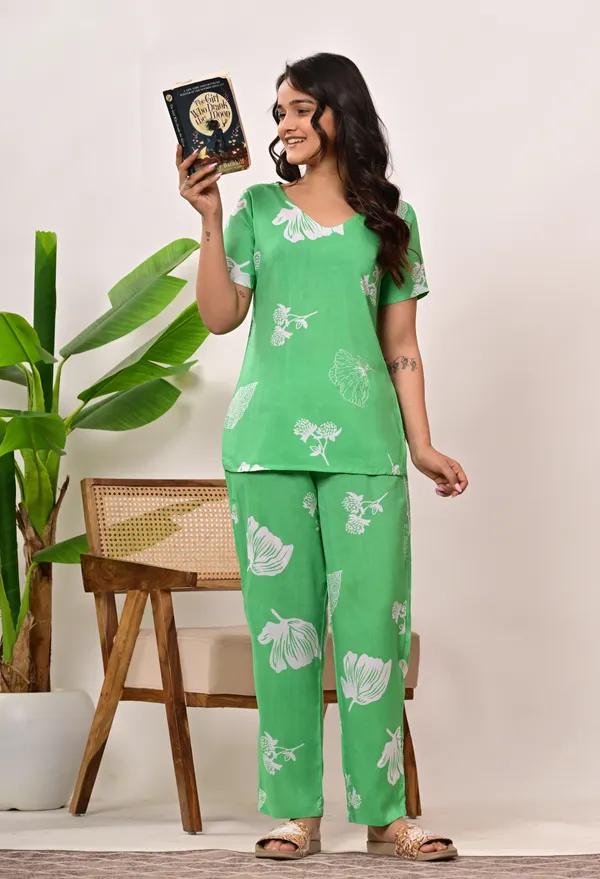 Half_Sleeve_Nigh_Wear_Green