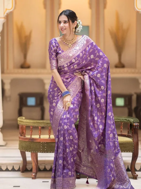 Purple_Banarasi_Saree_New_Collection_|_Latest_Design_Pattu_Party_Wear_Sadi_With_Blouse_Piece_|_Trending_Wedding_Saree_with_Rich_Zari_Weaving_|_Stylish_Two_Tone_Saree_in_Soft_Lichi_Silk