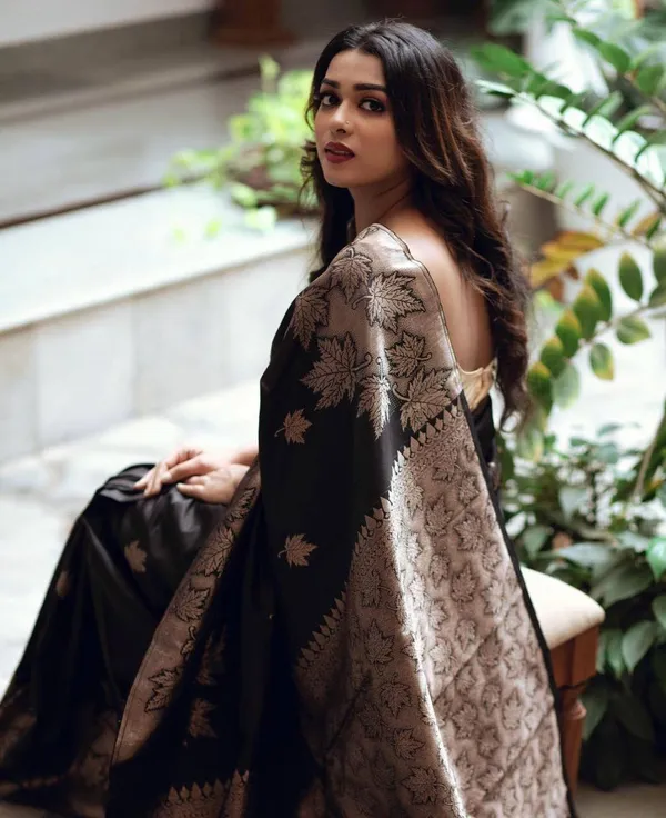 Black_Banarasi_Lichi_Silk_Saree_Latest_Wedding_Collection_|_Stylish_Party_Wear_Sadi_with_Running_Blouse_Piece_|_Ficshop_Designer_Soft_Silk_Sari