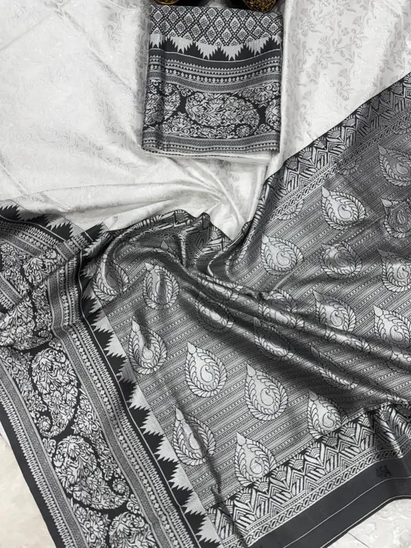 Grey_Banarasi_Saree_New_Collection_with_Rich_Zari_Pallu_&_Heavy_Brocade_Blouse_|_Stylish_Two_Tone_Designer_Sadi_|_Latest_Wedding_Partywear_Soft_Lichi_Silk_Saree