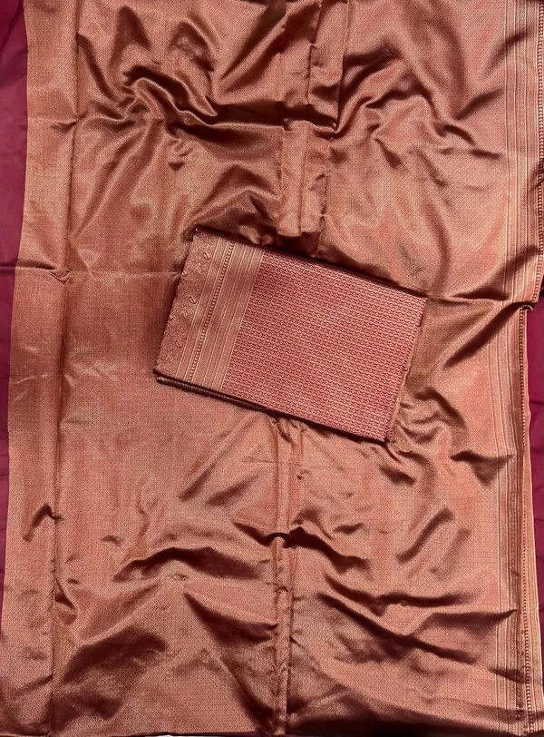 Maroon_Banarasi_Silk_Saree_New_Collection_|_Premium_Quality_Fabric_|_Latest_Design_Party_Wear_Saree_with_Blouse_Piece_|_Wedding_&_Festive_Soft_Lichi_Silk_Saree