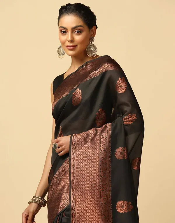 Black_Banarasi_Silk_Saree_New_Collection_|_Premium_Quality_Fabric_|_Latest_Design_Pattu_Party_Wear_Saree_With_Blouse_Piece_|_Trending_Wedding_Sari_|_Soft_Lichi_Silk_Saree