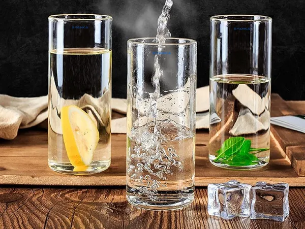 Set_of_12_Italian_Premium_Glasses_for_Juices_and_Water_|_Stylish_and_Attractive_Crystal_Design_Glasses
