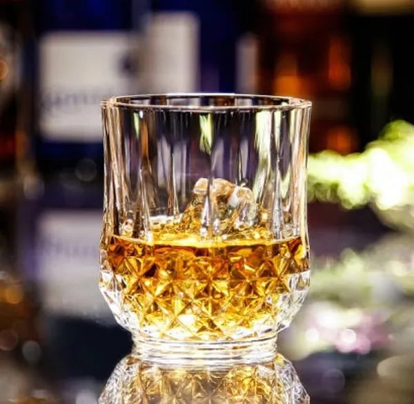 Set_Of_12_Italian_Premium_Whiskey_Glasses_for_Drinks_|_Stylish_and_Attractive_Crystal_Design_Glasses