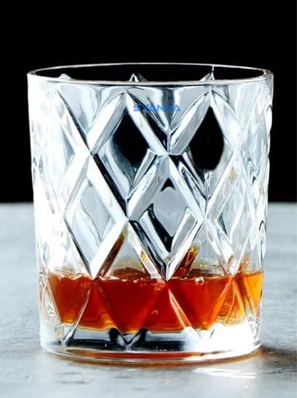Set_of_2_Italian_Premium_Whiskey_Glasses_for_Drinks_|_Stylish_and_Attractive_Crystal_Design_Glasses