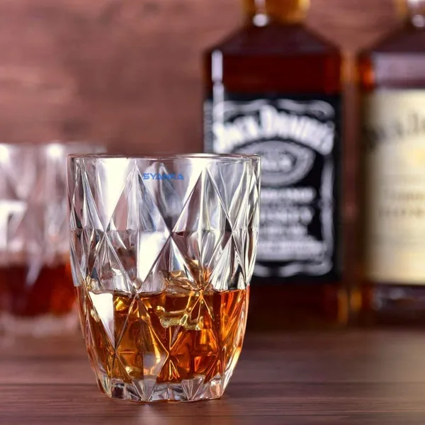 Set_of_2_Italian_Premium_Whiskey_Glasses_for_Drinks_|_Stylish_and_Attractive_Crystal_Design_Glasses