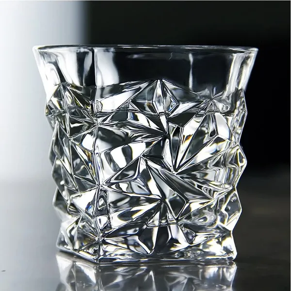 Set_of_2_Italian_Premium_Whiskey_Glasses_for_Drinks_|_Stylish_and_Attractive_Crystal_Design_Glasses