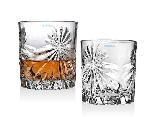 Set_of_2_Italian_Premium_Whiskey_Glasses_for_Drinks_|_Stylish_and_Attractive_Crystal_Design_Glasses