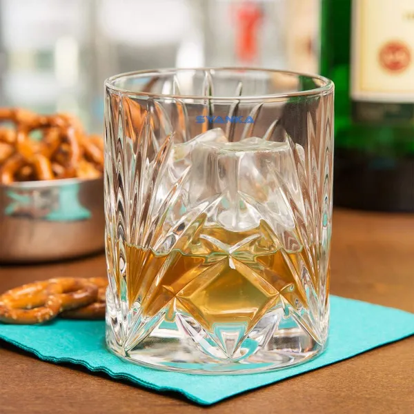 Set_of_2_Italian_Premium_Whiskey_Glasses_for_Drinks_|_Stylish_and_Attractive_Crystal_Design_Glasses