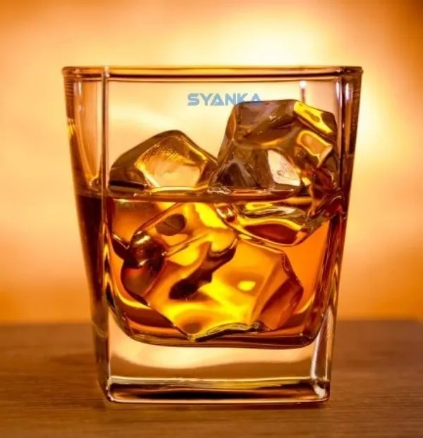 Set_of_2_Italian_Premium_Whiskey_Glasses_for_Drinks_|_Stylish_and_Attractive_Crystal_Design_Glasses