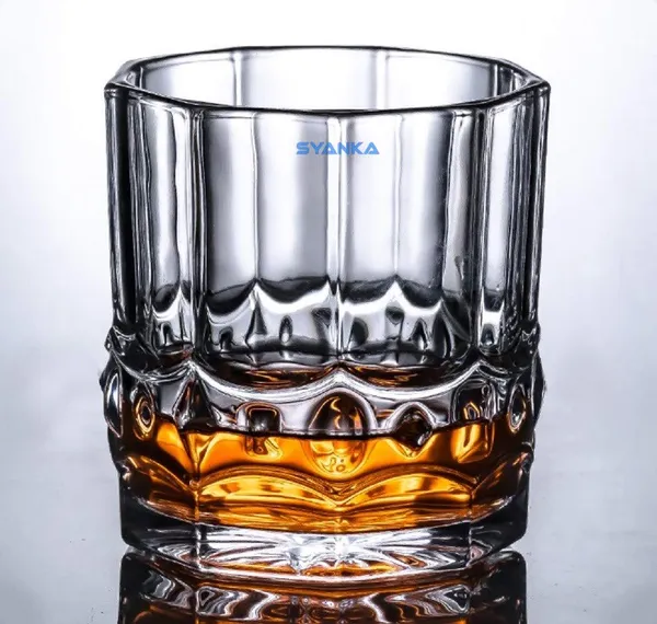 Set_of_2_Italian_Premium_Whiskey_Glasses_for_Drinks_|_Stylish_and_Attractive_Crystal_Design_Glasses