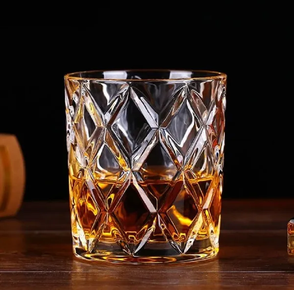 Set_of_4_Italian_Premium_Whiskey_Glasses_for_Drinks_|_Stylish_and_Attractive_Crystal_Design_Glasses