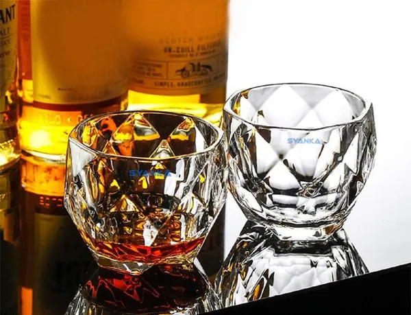 Set_of_4_Italian_Premium_Whiskey_Glasses_for_Drinks_|_Stylish_and_Attractive_Crystal_Design_Glasses