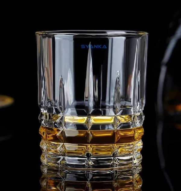 Set_of_4_Italian_Premium_Whiskey_Glasses_for_Drinks_|_Stylish_and_Attractive_Crystal_Design_Glasses