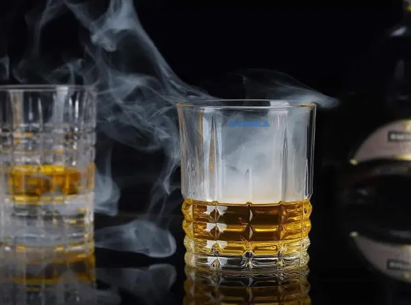 Set_of_4_Italian_Premium_Whiskey_Glasses_for_Drinks_|_Stylish_and_Attractive_Crystal_Design_Glasses