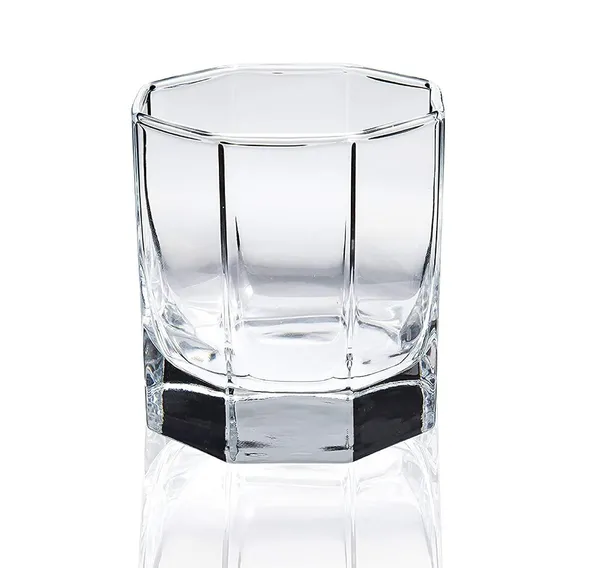Set_of_4_Italian_Premium_Whiskey_Glasses_for_Drinks_|_Stylish_and_Attractive_Crystal_Design_Glasses