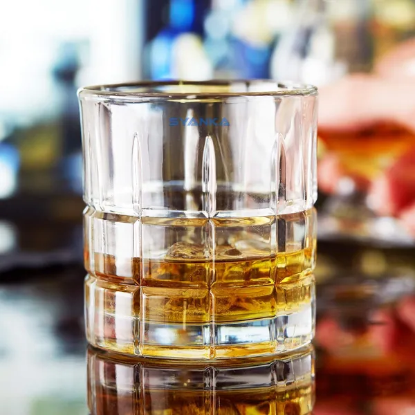 Set_of_4_Italian_Premium_Whiskey_Glasses_for_Drinks_|_Stylish_and_Attractive_Crystal_Design_Glasses
