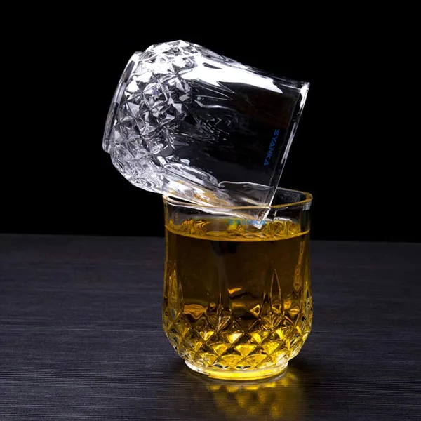 Set_of_4_Italian_Premium_Whiskey_Glasses_for_Drinks_|_Stylish_and_Attractive_Crystal_Design_Glasses